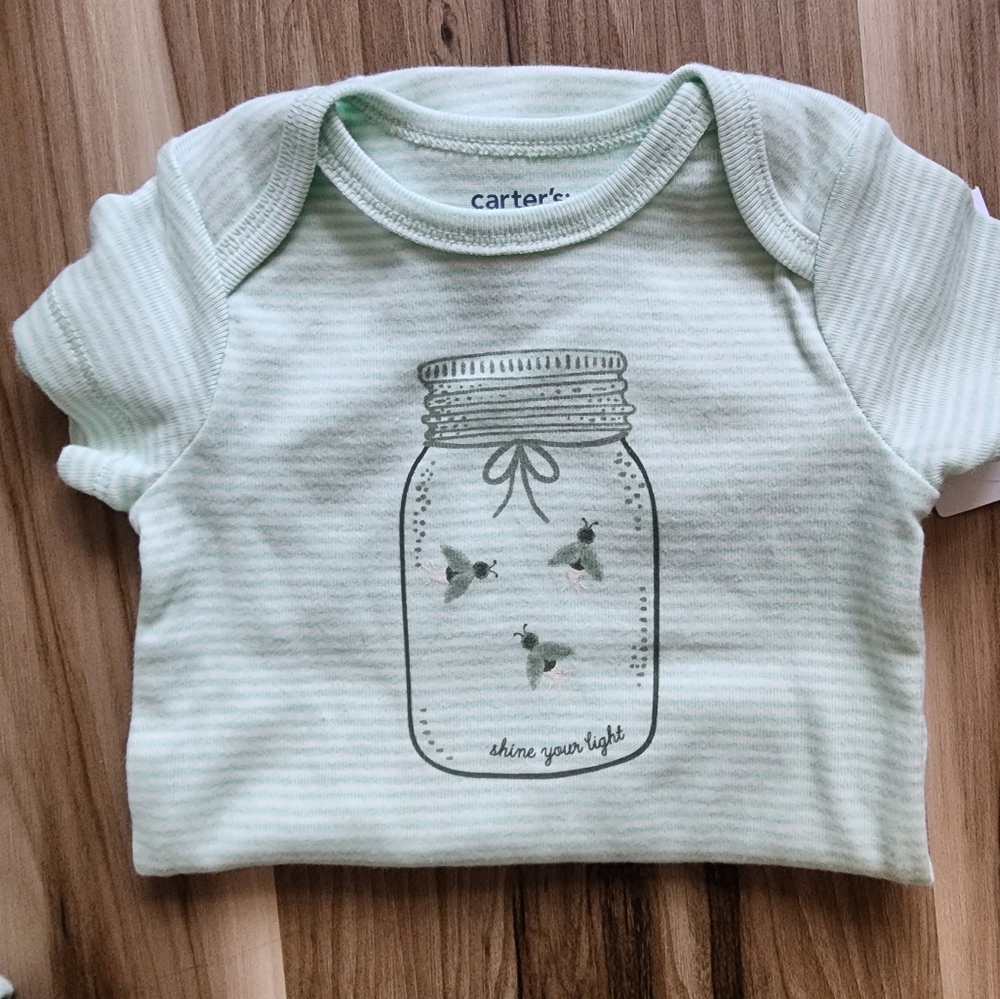 Carter's Gender Neutral Layette Set - Picture 3 of 4